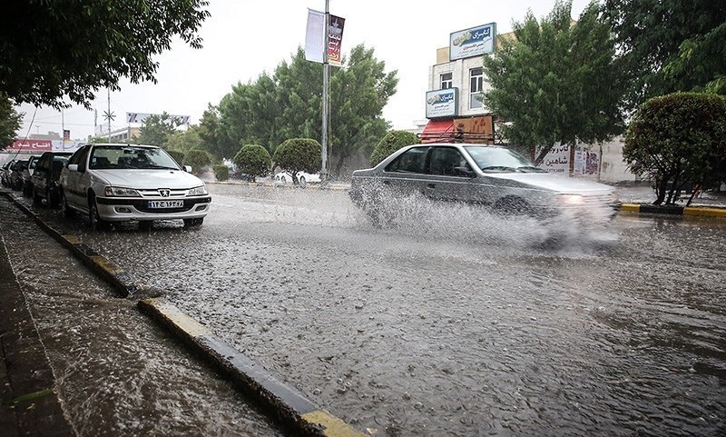 بارش باران 